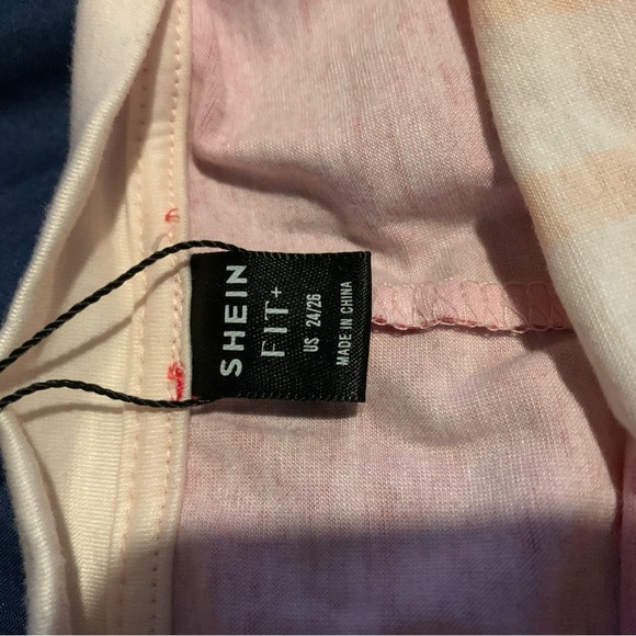 SHEIN 4X 80s style Oversized Red and Orange Graphic Tunic - Picture 7 of 8